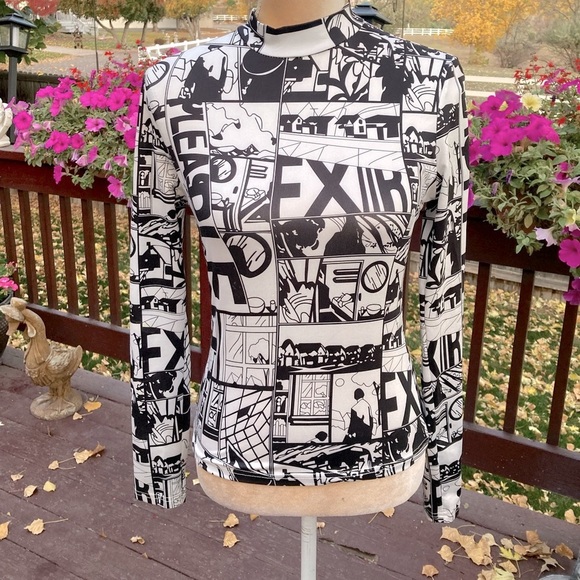 Luxury Pop Art Printed Blouse. - Picture 2 of 16